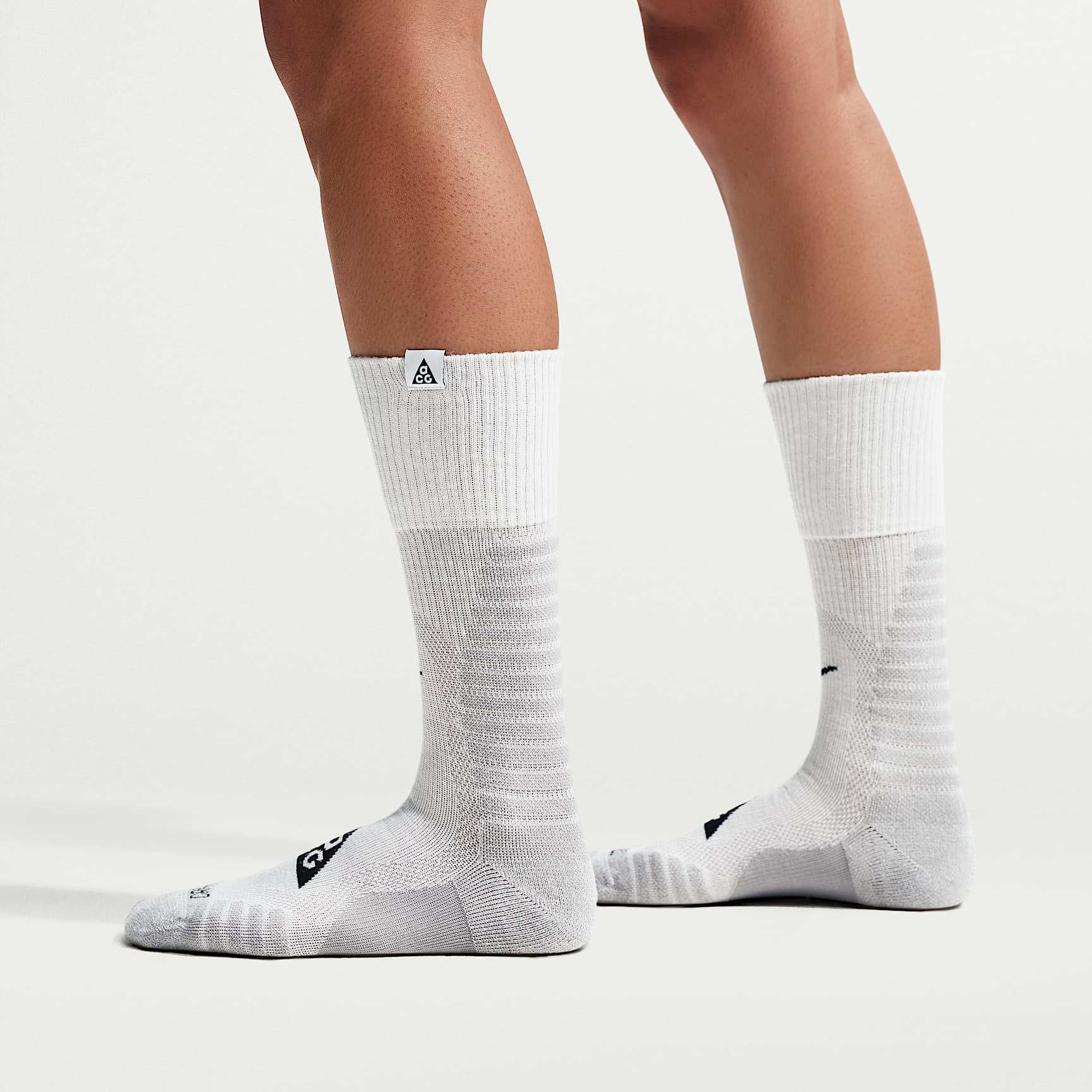 Nike ACG Outdoor Cushioned Crew Socks (1 Pair). Nike.com